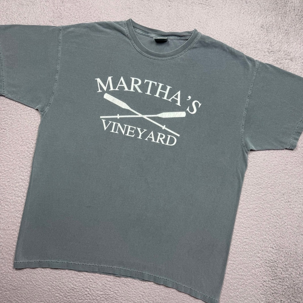 Vintage Y2K Martha's Vineyard Faded T-shirt